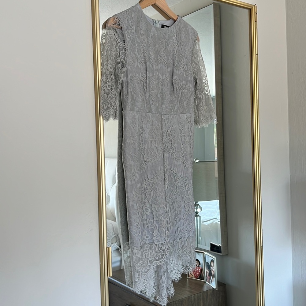 Elegant Wedding Guest Dress in Silver/Gray Lace